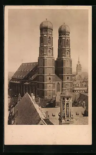 AK München, Blick zur Frauenkirche