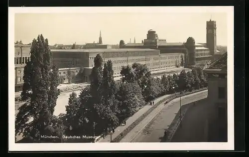 AK München, Deutsches Museum aus der Vogelschau