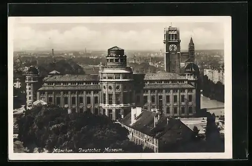 AK München, Deutsches Museum aus der Vogelschau