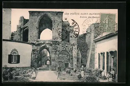 AK Pointe-Saint-Mathieu, Entrée des Ruines