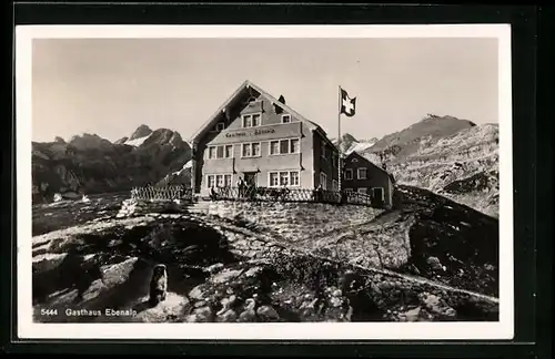 AK Andermatt, das Gasthaus Ebenalp mit Schweizer Fahne