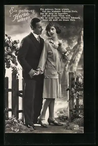 Foto-AK EAS: Ein getreues Herze wissen, Hat des höchsten Schatzes Preis..., Liebespaar
