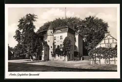 AK Berlin-Grunewald, Jagdschloss Grunewald in der Strassenansicht