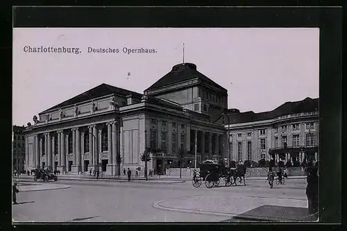 AK Berlin-Charlottenburg, Strassenpartie am deutschen Opernhaus