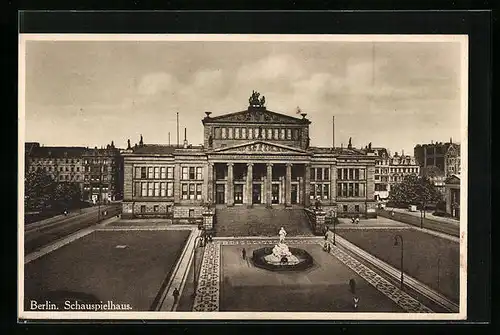 AK Berlin, Schauspielhaus mit Grünanlagen, Gendarmenmarkt