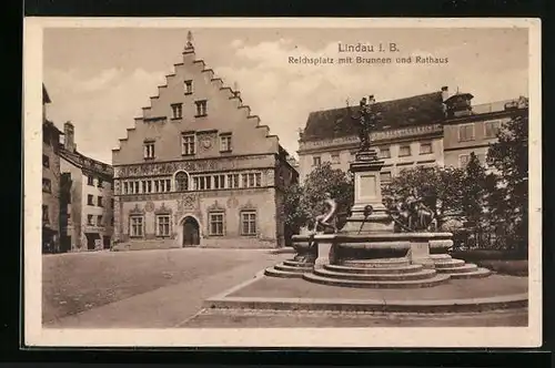 AK Lindau i. B., Reichsplatz mit Brunnen und Rathaus