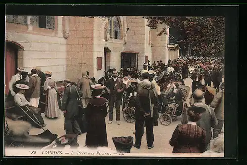 AK Lourdes, la Prière aux Piscines