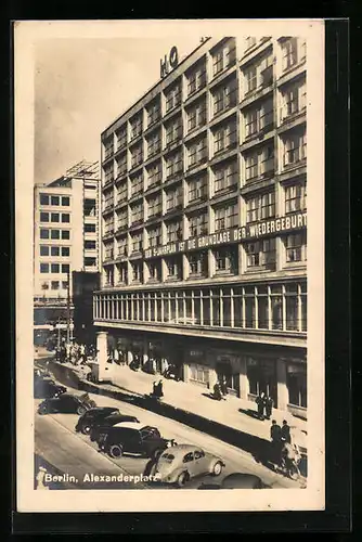 AK Berlin, Alexanderplatz, Berolina-Haus mit Autos
