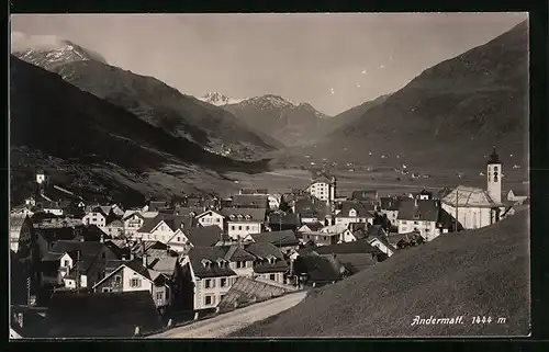 AK Andermatt, Teilansicht mit Bergkulisse