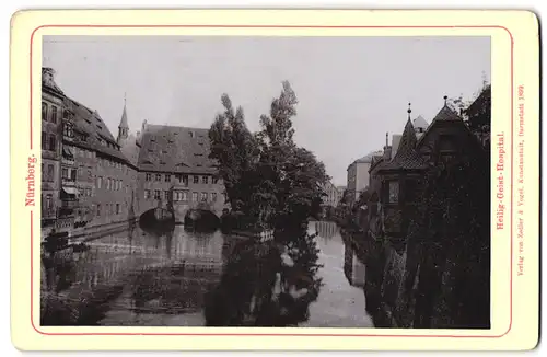 Fotografie Zedler & Vogel, Darmstadt, Ansicht Nürnberg, Flusspartie am Heilig-Geist-Hospital