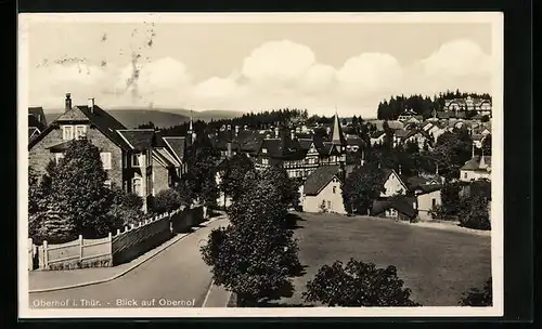 AK Oberhof /Th., Blick auf Oberhof von einer Strasse aus