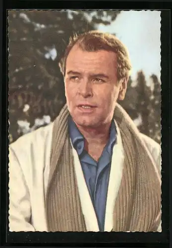 AK Schauspieler O.W. Fischer mit Schal