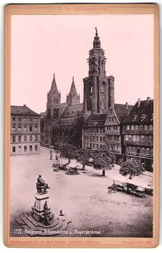 Fotografie Hch. Schuler, Heilbronn, Ansicht Heilbronn, Marktplatz mit Mayerdenkmal und Kilianskirche, Wettersäule