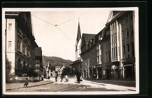 AK Dornbirn, Passanten in der A. Rhombergsrasse