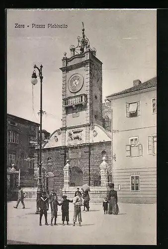 AK Zara, Piazza Plebiscito