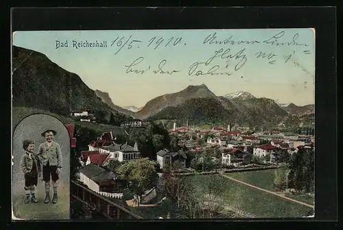 AK Bad Reichenhall, Panoramablick auf Ort und Berge, Knaben in Tracht