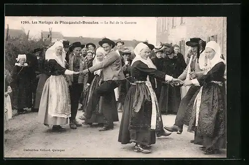 AK Plougastel-Daoulas, Les Mariages, Le Bal de la Gavotte