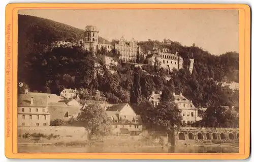 Fotografie L. Meder, Heidelberg, Ansicht Heidelberg, Blick auf das Schloss und Teilansicht der Stadt
