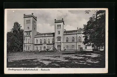 AK Dresden-Hosterwitz, Landesgruppen-Luftschutzschule mit Grünanlagen