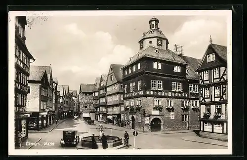 AK Herborn, Markt mit Brunnen
