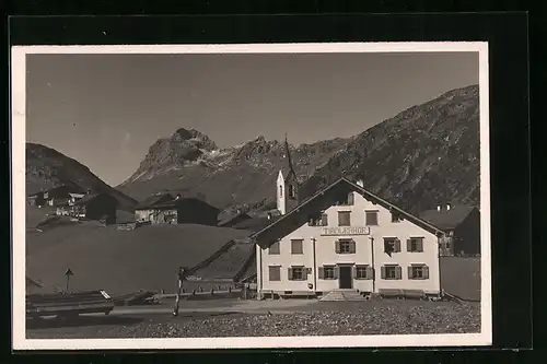 AK Warth, Hotel Tirolerhof gegen Widderkopf