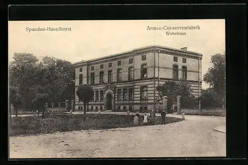 AK Berlin-Spandau-Haselhorst, Armee-Conservenfabrik, Wohnhaus