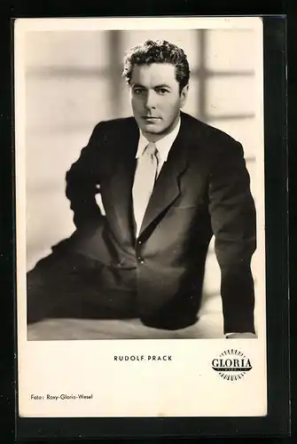 AK Schauspieler Rudolf Prack in einem Anzug