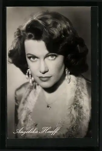 AK Schauspielerin Angelika Hauff in Figaros Hochzeit