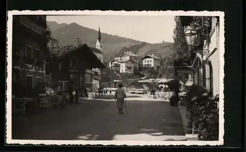 AK Kaprun, Strassenpartie mit Café