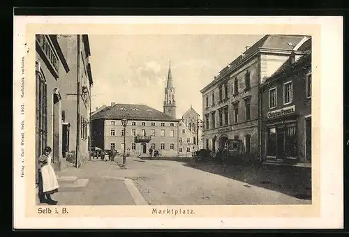 AK Selb, Marktplatz mit Geschäft von Christian Porenz