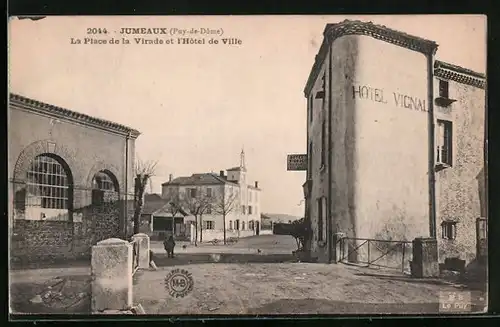 AK Jumeaux, La Place de la Virade et l`Hotel de Ville