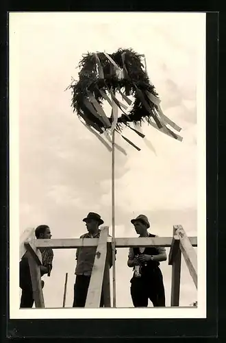 Foto-AK Hannover, Richtfest in der Grünewaldstrasse 12, Bau Lill, 1955