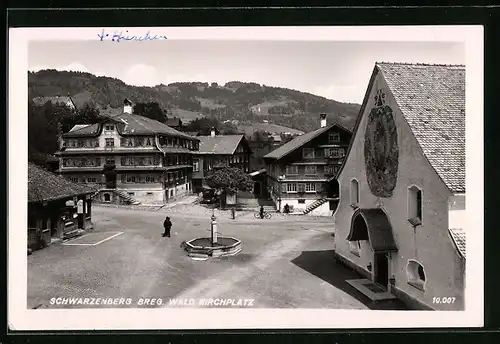 AK Schwarzenberg i. Breg. Wald, Kirchplatz aus der Vogelschau