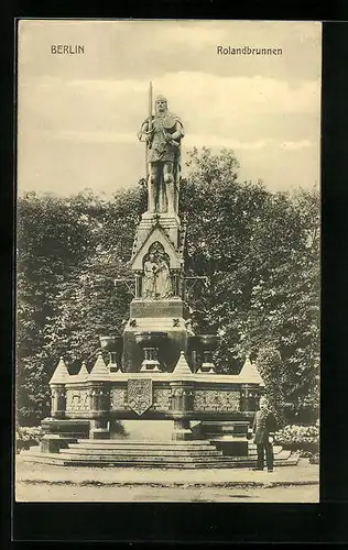 AK Berlin, Soldat am Rolandbrunnen, Kemperplatz