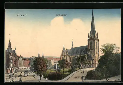 AK Cassel, Lutherplatz mit Kirche und Strassenbahn