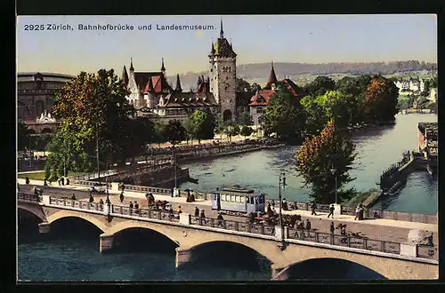 AK Zürich, Bahnhofbrücke mit Strassenbahn und Blick auf Landesmuseum