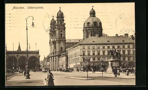 AK München, Odeonsplatz mit Strassenbahn