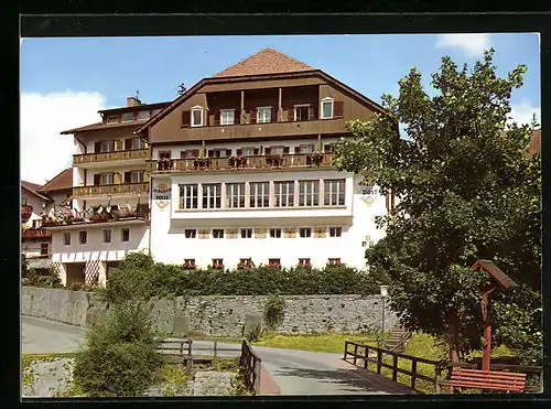 AK Olang, Hotel Post mit Strasse