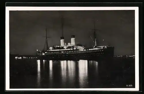 AK Passagierschiff MS Monte Pascoal mit nächtlicher Beleuchtung