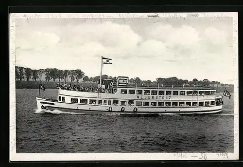 AK Salondampfer Weserstolz von Otto W. A. Schreiber auf der Weser mit flagge