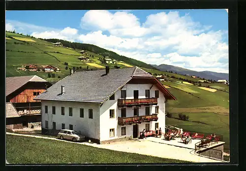 AK Meransen bei Mühlbach, Ferienheim Stampfl mit Terrasse und Umgebung