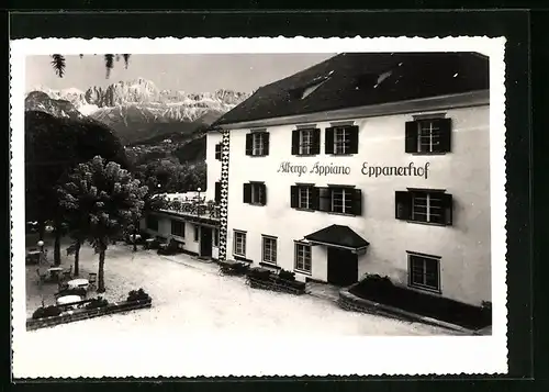 AK Eppan, Hotel-Pension Eppaner Hof mit Strasse und Bergpanorama
