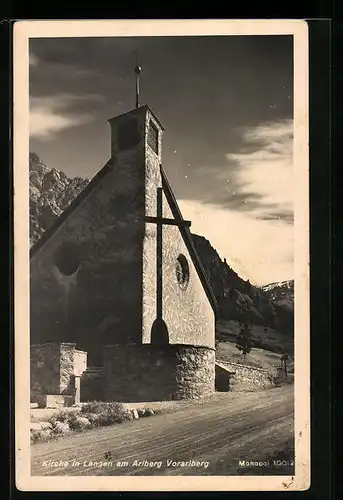 AK Langen a. Arlberg, Strassenansicht der Theresienkirche