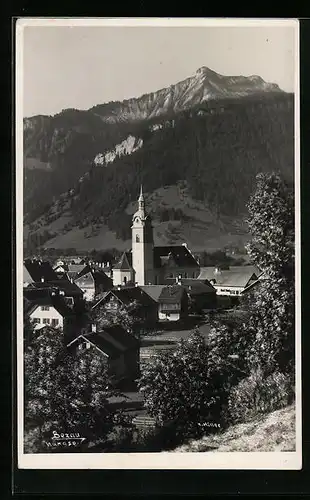 AK Bezau i. Bregenzerwald, Ortsansicht mit Berglandschaft