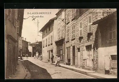 AK St-Lager-Brouilly, Grande-Rue