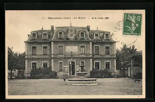 AK Meyzieux, La Mairie