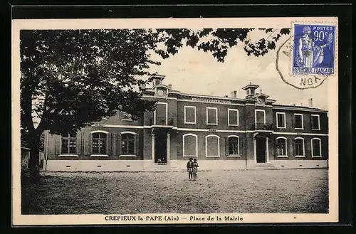 AK Crepieux-la-Pape, Place de la Mairie