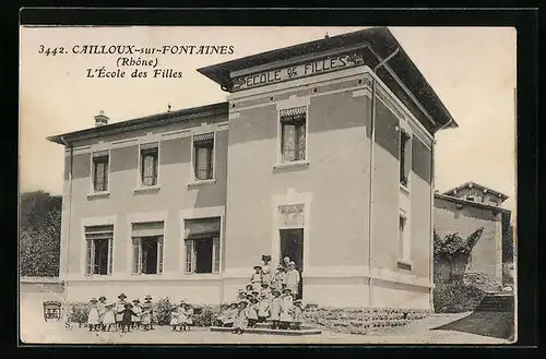 AK Cailloux-sur-Fontaines, L`École des Filles