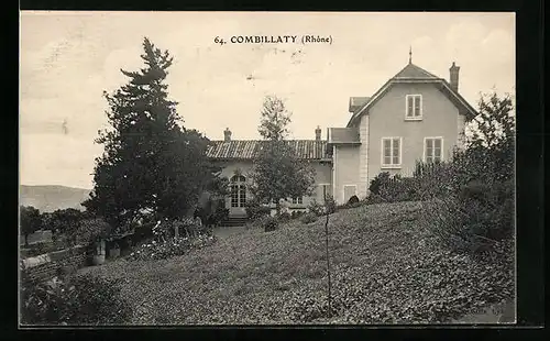 AK Combillaty, Vue panoramique