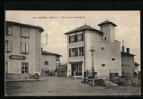 AK Lentilly, Place de la Grand`Croix
